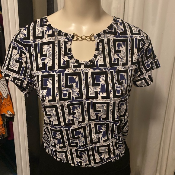80 Park By Design Tops - 80 Park By Design sz M Blue and Black Floral and Geometric Pattern Short Sleeves